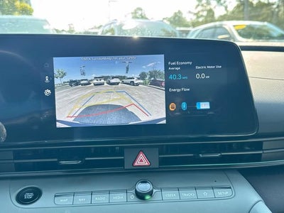 2025 Hyundai Elantra Hybrid Limited