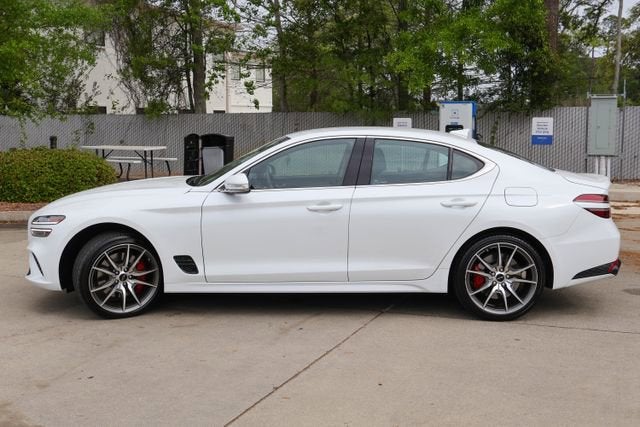 2025 Genesis G70 2.5T