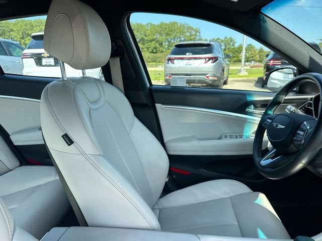 2025 Genesis G70 2.5T