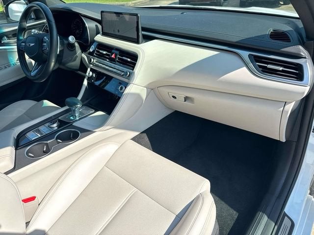 2025 Genesis G70 2.5T