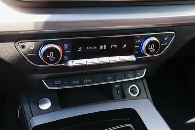 2025 Audi Q5 S line Premium